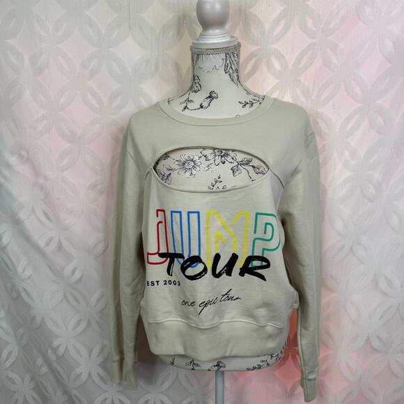 Vintage Jump Tour 2003 One Epic Tour Front Cut Out Crop Sweatshirt Size XL - Picture 2 of 6